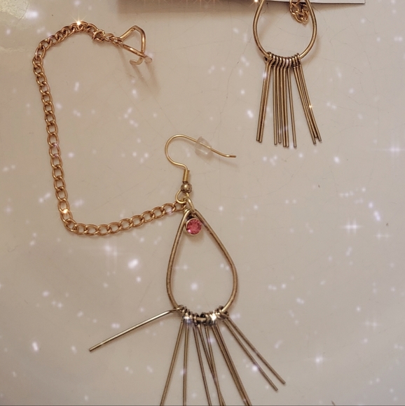 Tear Drop With Spikes Ear Cuff Earrings - Picture 3 of 3